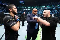 伊斯兰马哈乔夫和沃尔卡诺夫斯基在对峙期间同意 UFC 冠军争夺战