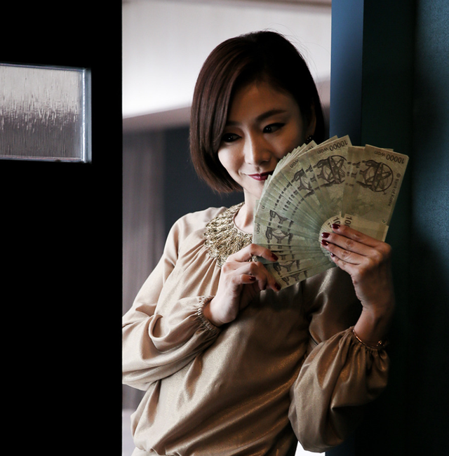 盘点韩国女星金泰梨和申世京，为艺术拍过的限制级大尺度电影