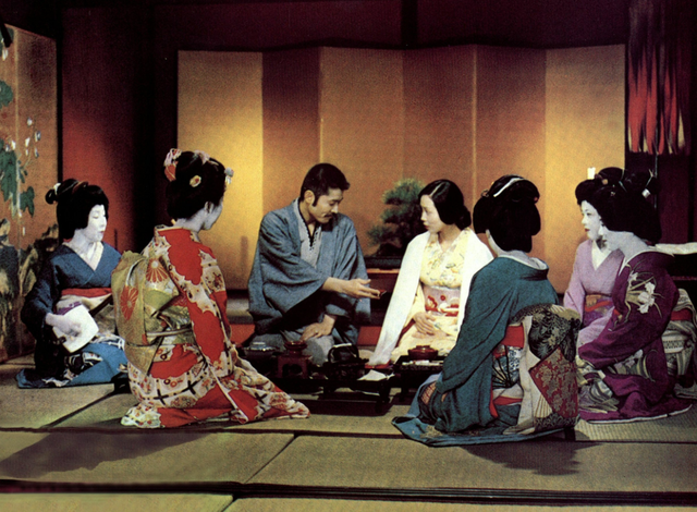 这部1976年上映的日本禁片，以独特的方式探索了性和死亡