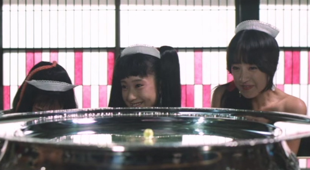 推荐一部日本大尺度电影：狂乱的视觉盛宴，探索禁忌的黑暗舞台